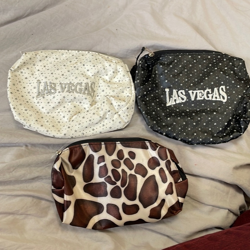 3 cosmetic bags - new!💋💄